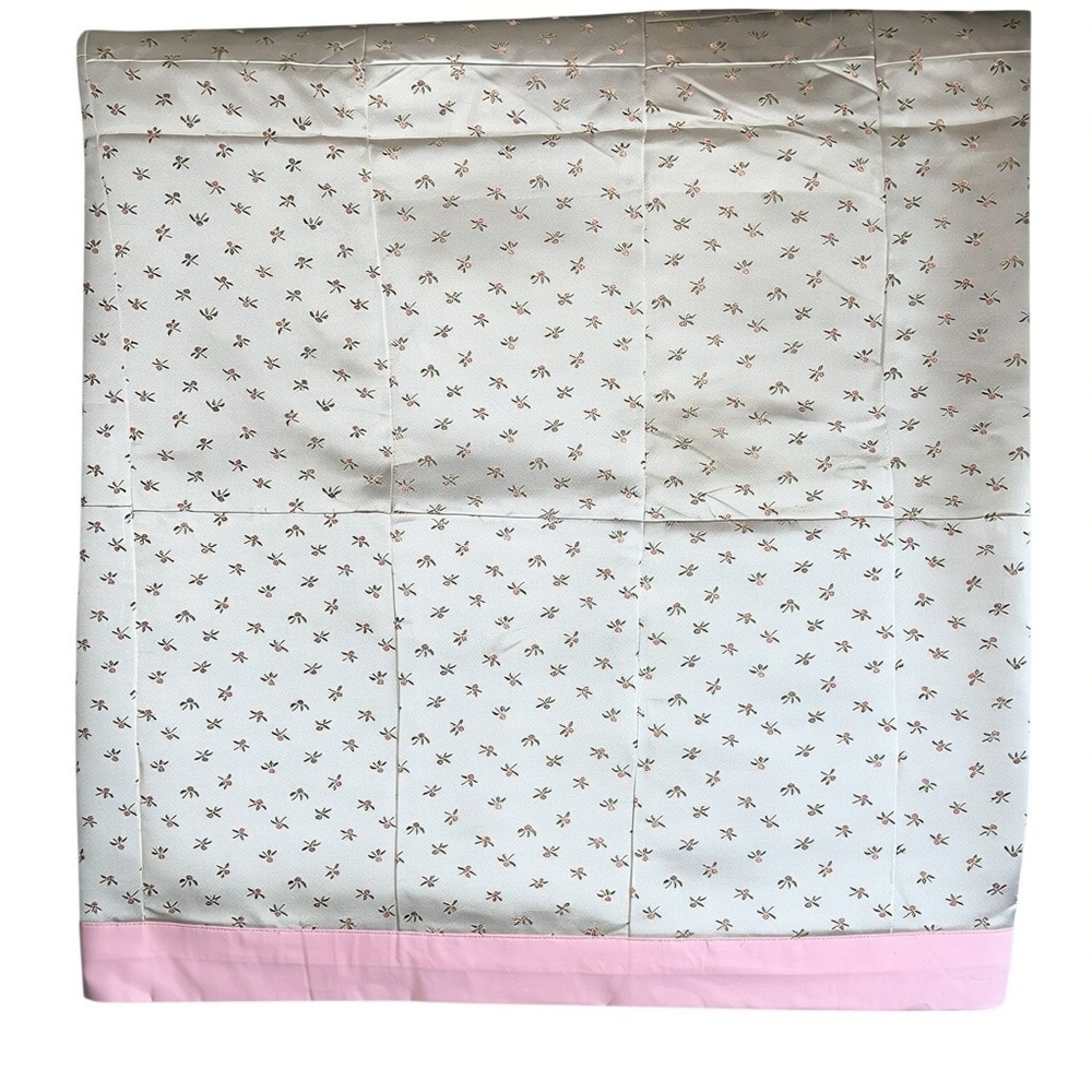 🌻VINTAGE Handmade Silver & Pink Floral Cottagecore Twin Bedspread